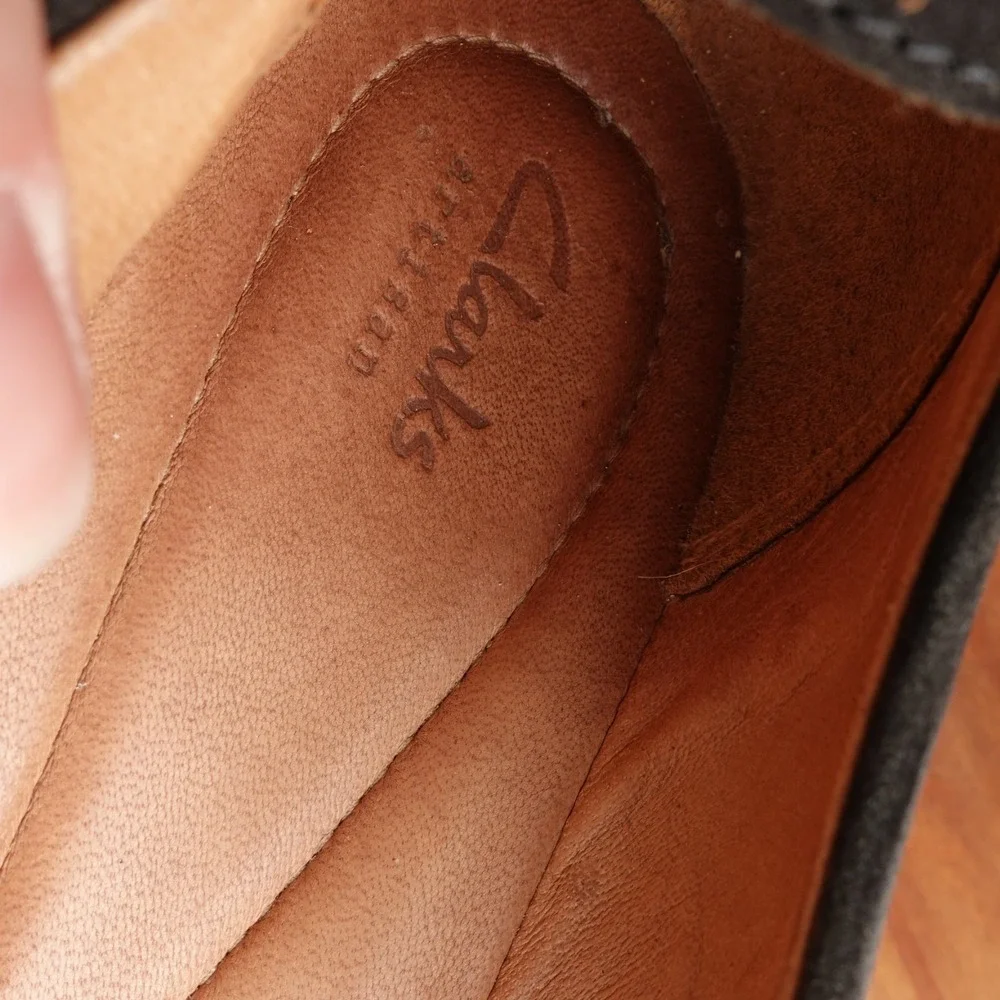 Clarks Shoes Womens SZ 9.5M BLK Claribel Fame Wedge Pump Leather Preppy Comfort